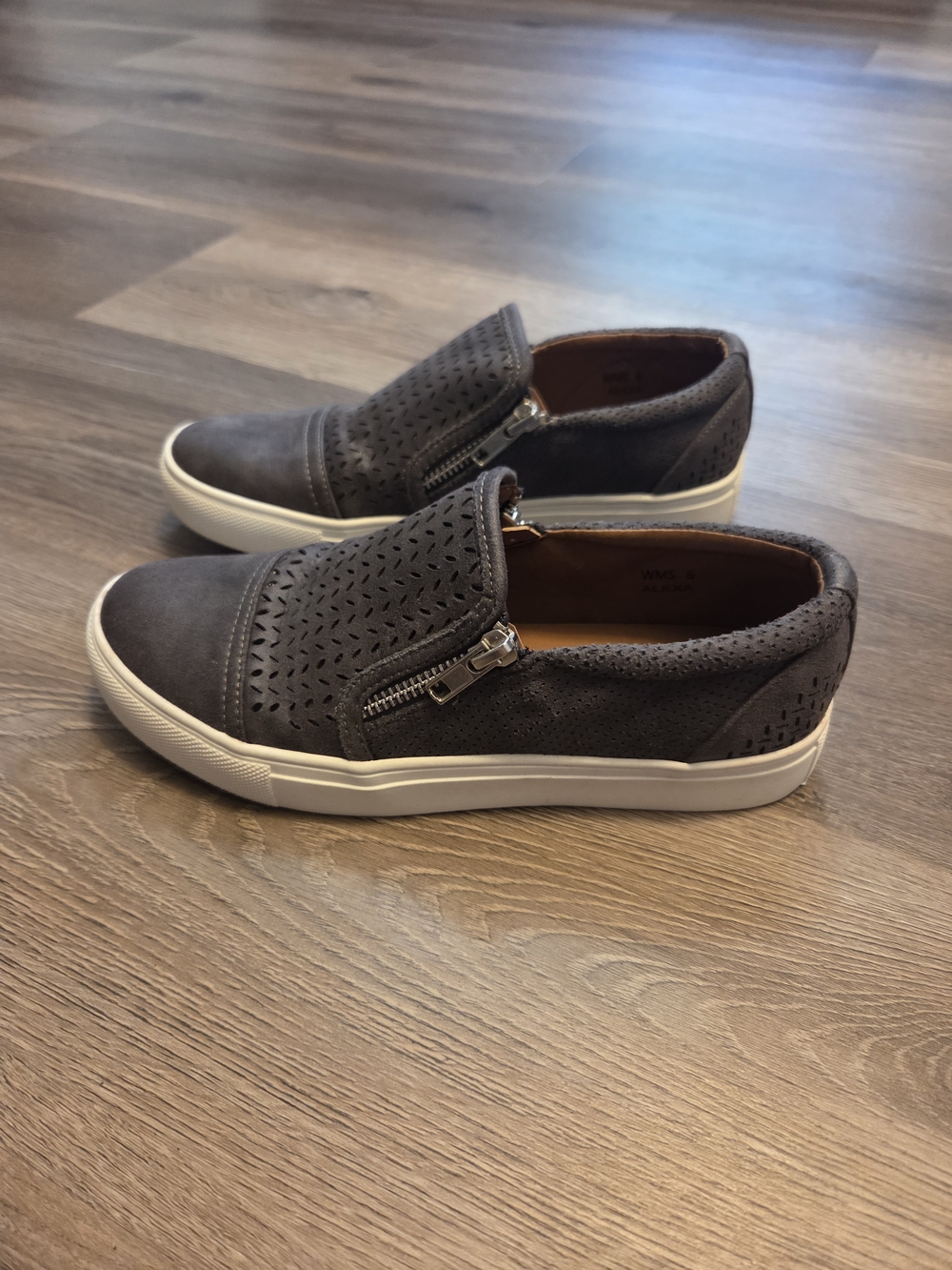 Grey Casual Sneakers - Light Cream Soles